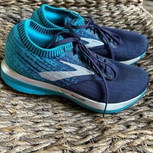 Brooks Teal and Navy Athletic Sneakers